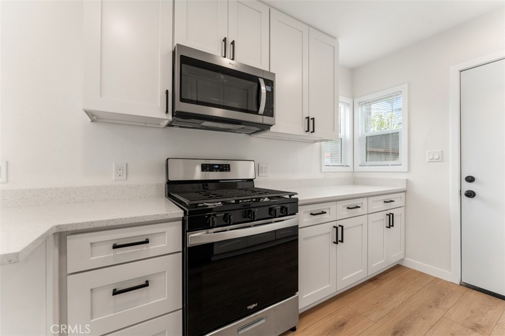 241 Costa Mesa St, Unit A, Costa Mesa CA 92627 - photo 11
