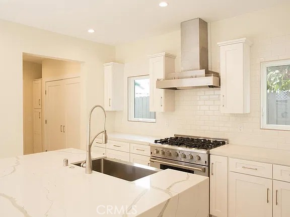 241 E 19th Street, Costa Mesa CA 92627 - photo 8