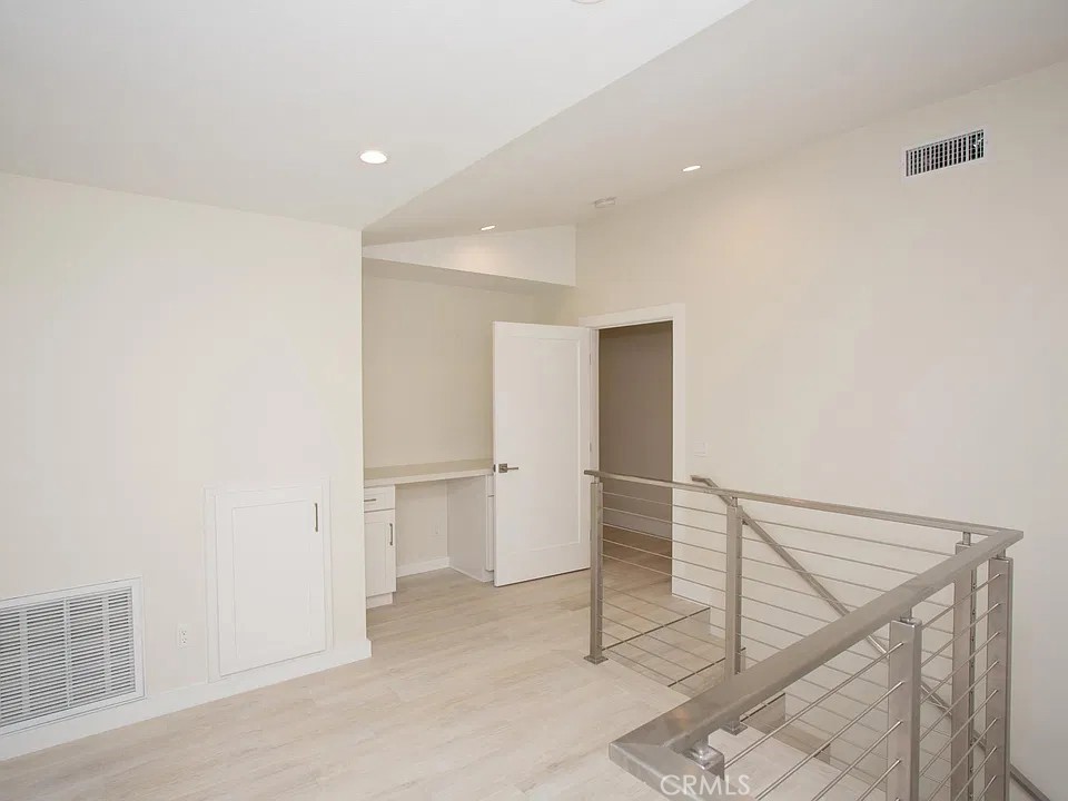 241 E 19th Street, Costa Mesa CA 92627 - photo 23