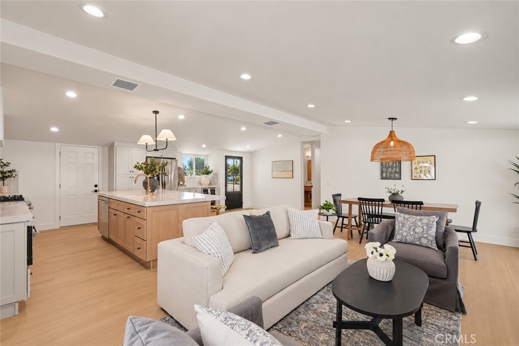 2425 Bowdoin, Costa Mesa CA 92626 - photo 5