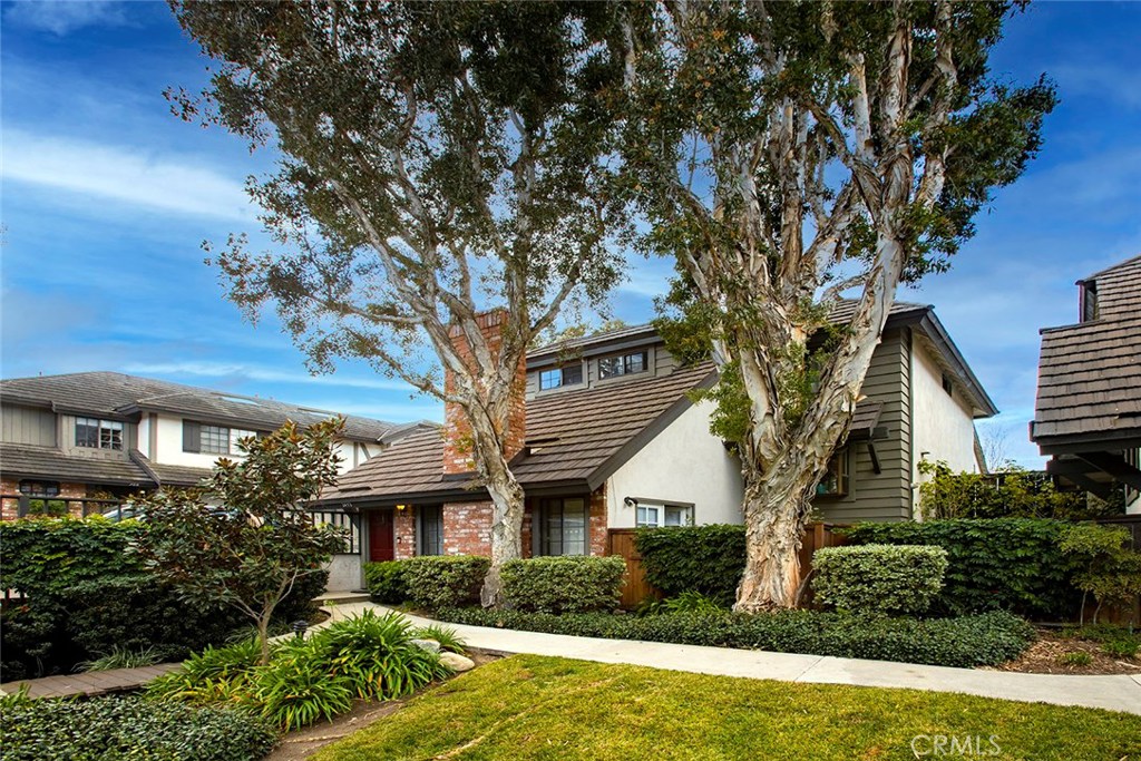 2432 Creswell Lane, Costa Mesa CA 92627 - photo 1