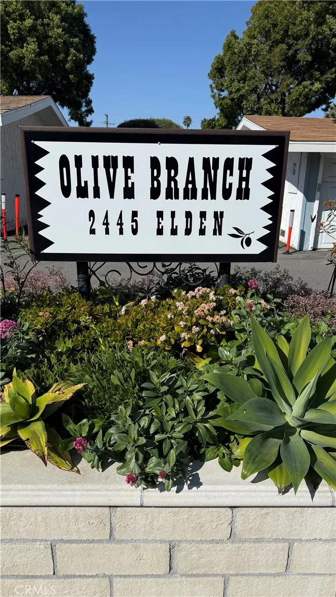 2445 Elden, Costa Mesa, CA 92627