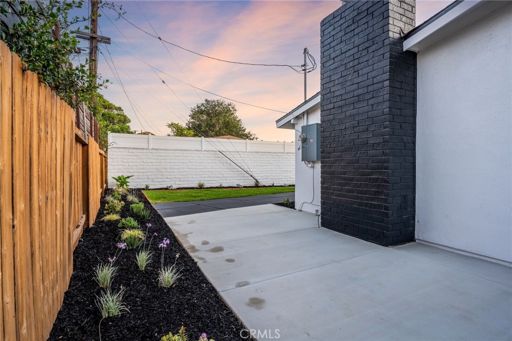 245 Tulane, Costa Mesa CA 92626 - photo 59