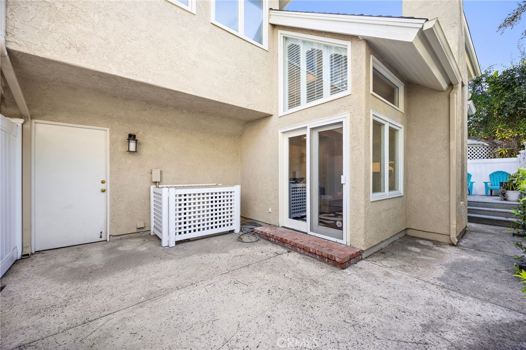 2463 Irvine C1, Costa Mesa CA 92627 - photo 32