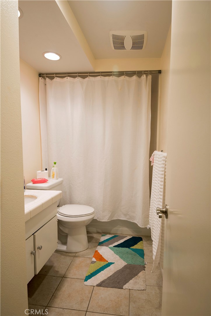 2474 Rue De Cannes, Costa Mesa CA 92627 - photo 27