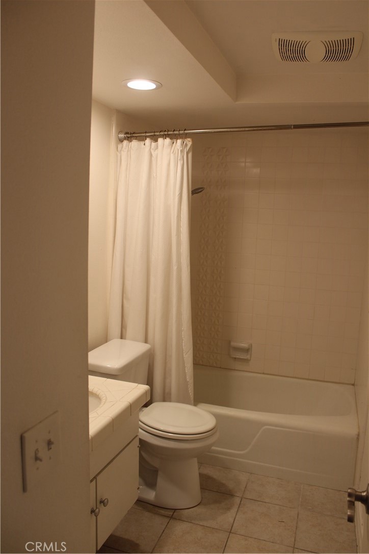 2474 Rue De Cannes, Costa Mesa CA 92627 - photo 28