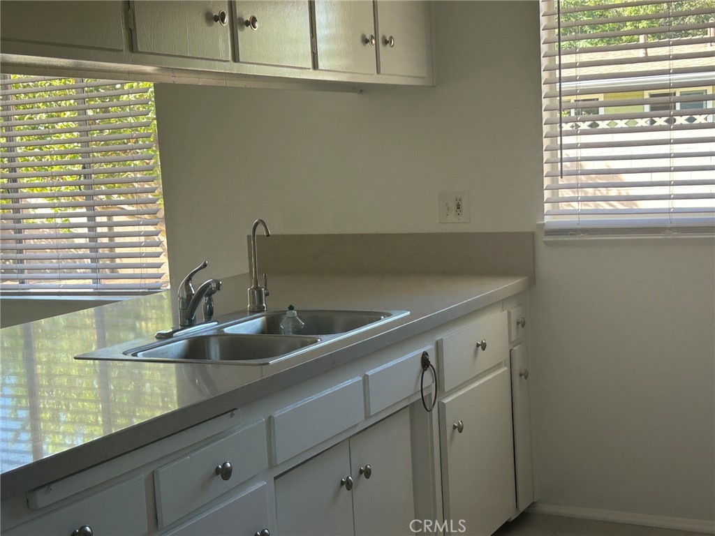 248 Wake Forest, Costa Mesa CA 92626 - photo 11