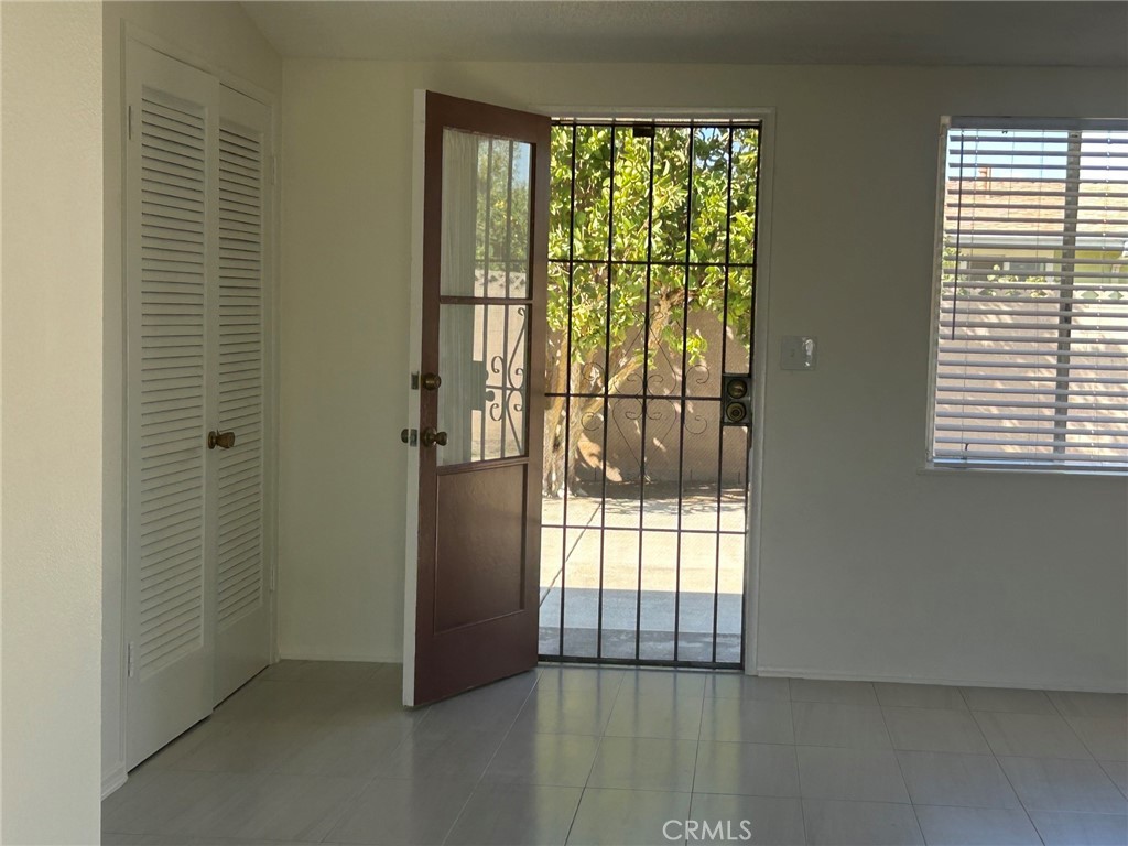 248 Wake Forest, Costa Mesa CA 92626 - photo 15