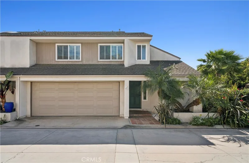 2524 Elden Avenue 1A, Costa Mesa, CA 92627