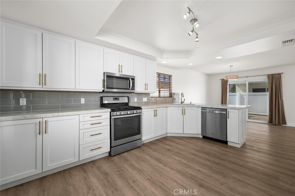2525 Orange Avenue C, Costa Mesa CA 92627 - photo 1