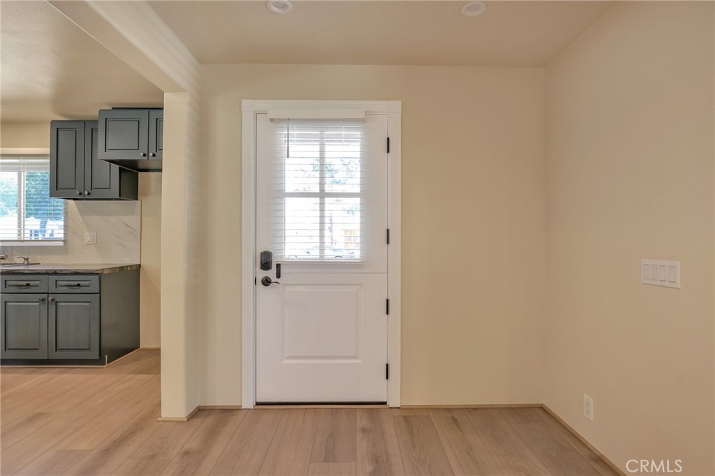 2528 Bowdoin Place, Costa Mesa CA 92626 - photo 6