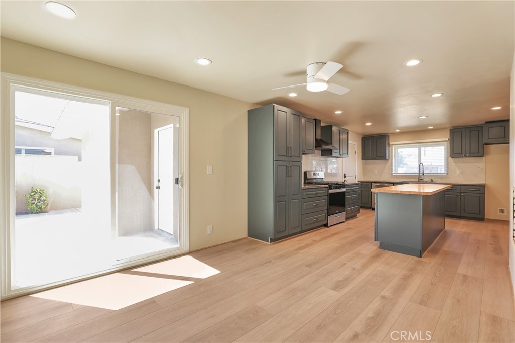 2528 Bowdoin Place, Costa Mesa CA 92626 - photo 12
