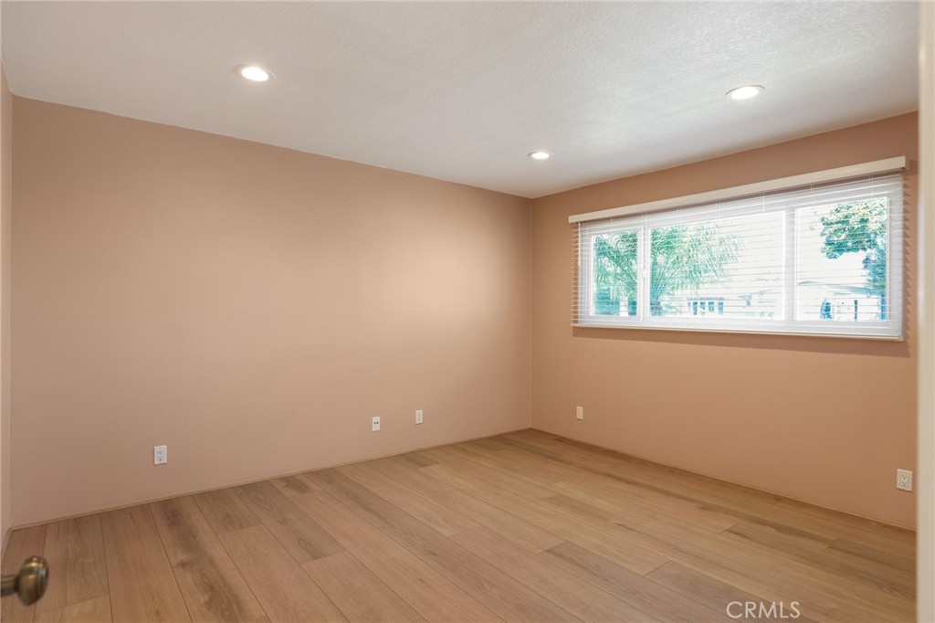 2528 Bowdoin Place, Costa Mesa CA 92626 - photo 17