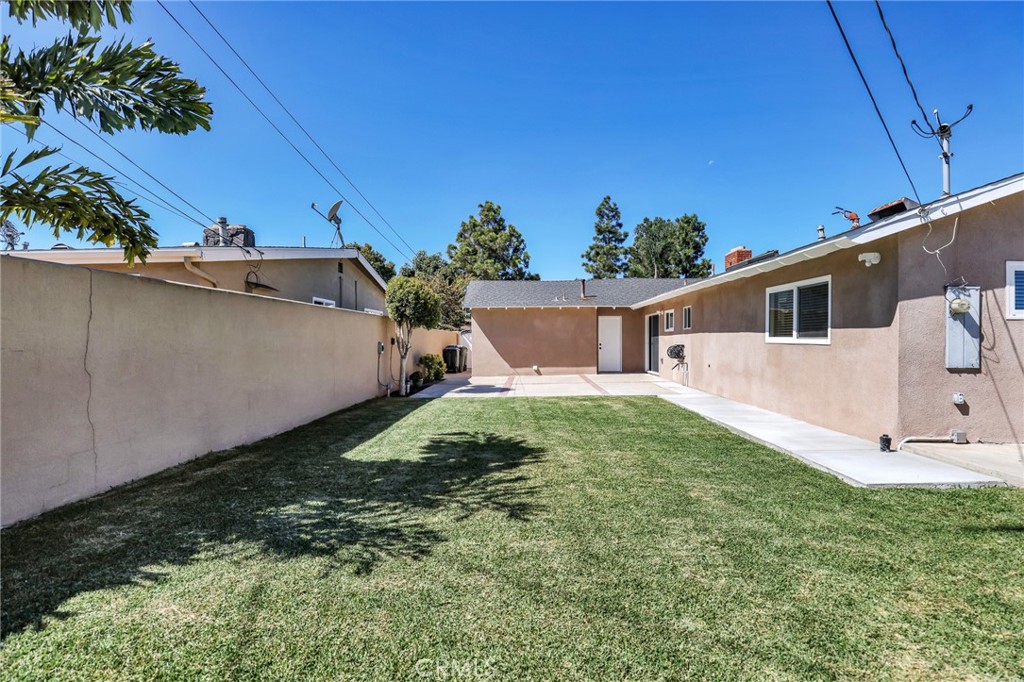 2528 Bowdoin Place, Costa Mesa CA 92626 - photo 29