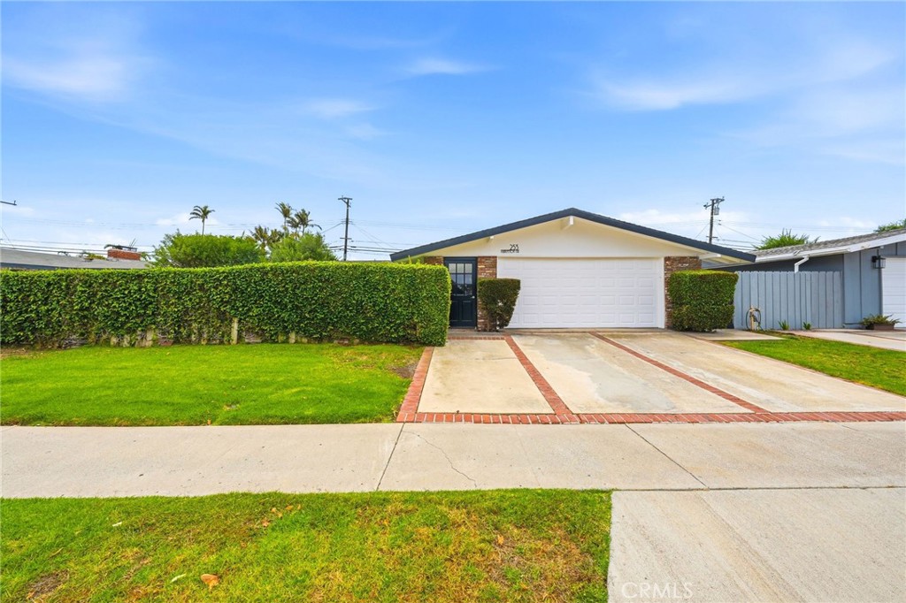 253 Princeton Drive, Costa Mesa CA 92626 - photo 1