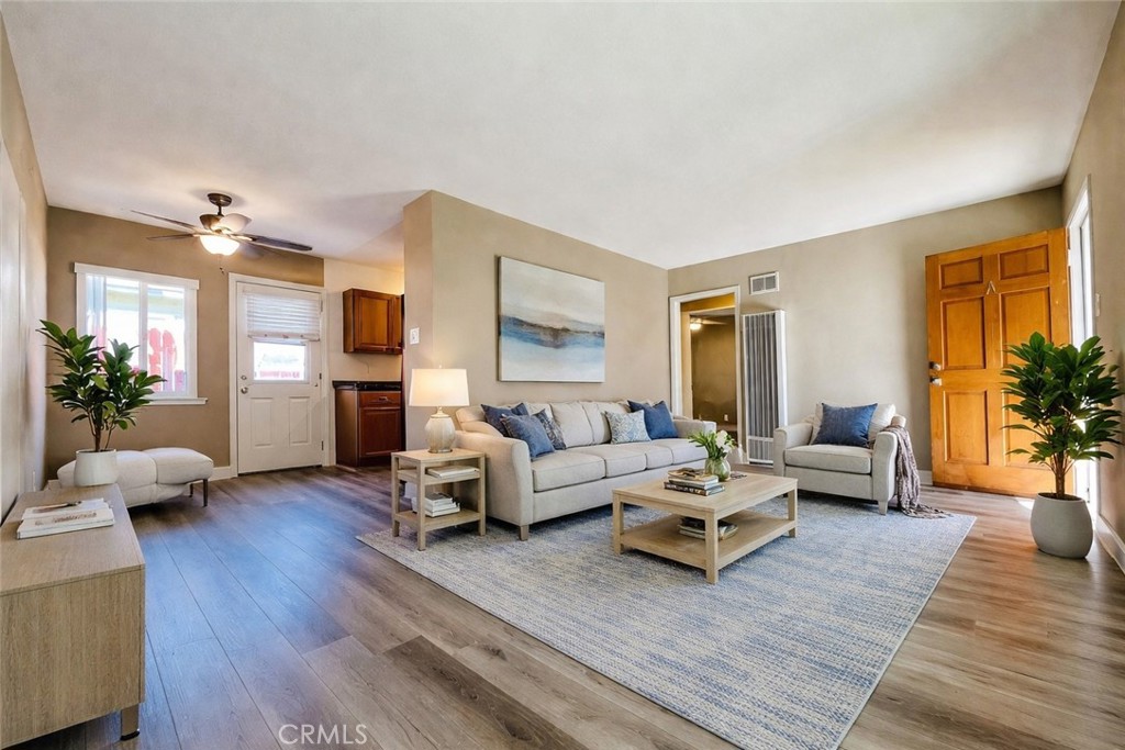 2536 Orange Avenue F, Costa Mesa CA 92627 - photo 1
