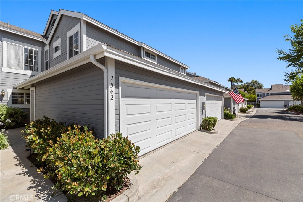 2542 Back Bay 30, Costa Mesa CA 92627 - photo 1