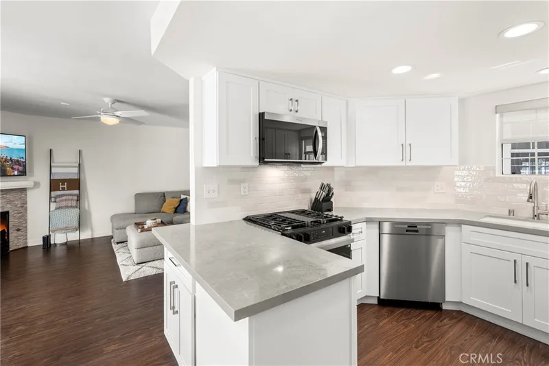 2542 Back Bay Loop 30, Costa Mesa