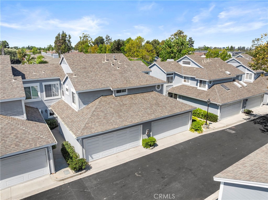 2542 Back Bay Loop 30, Costa Mesa CA 92627 - photo 2