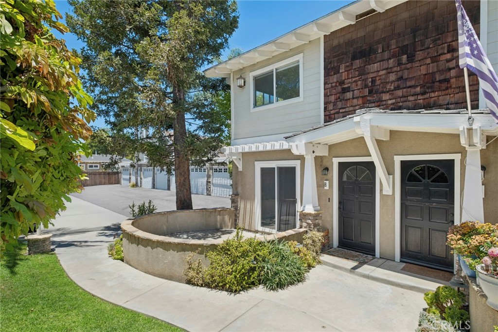 2550 Elden B, Costa Mesa CA 92627 - photo 1