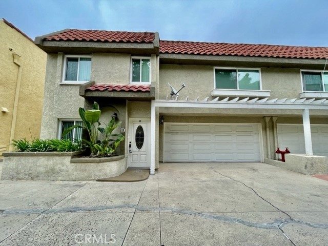 2558 ORANGE Avenue E, Costa Mesa CA 92627 - photo 1