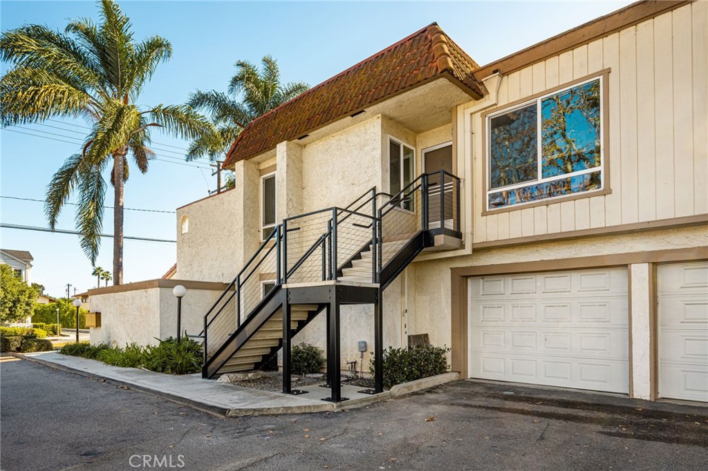 2565 Santa Ana Ave 1, Costa Mesa CA 92627 - photo 4