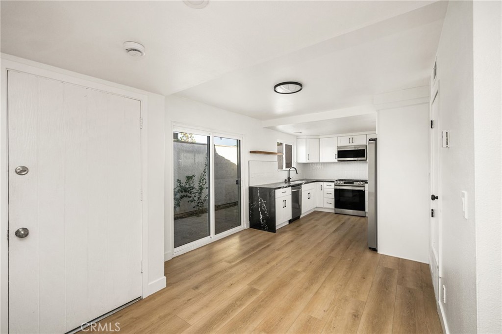 2565 Santa Ana Ave 1, Costa Mesa CA 92627 - photo 12