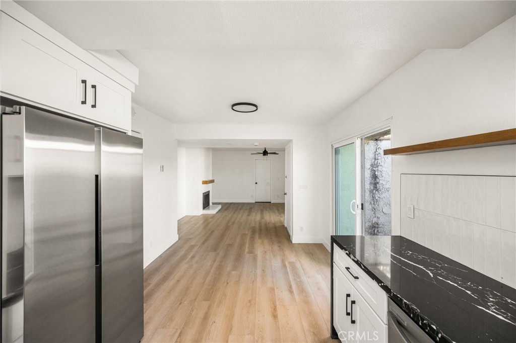 2565 Santa Ana Ave 1, Costa Mesa CA 92627 - photo 17