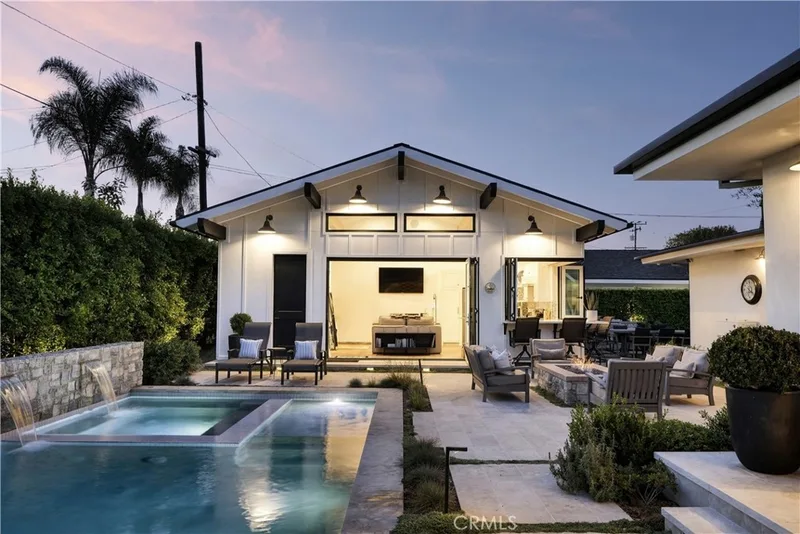 259 E 21st Street, Costa Mesa