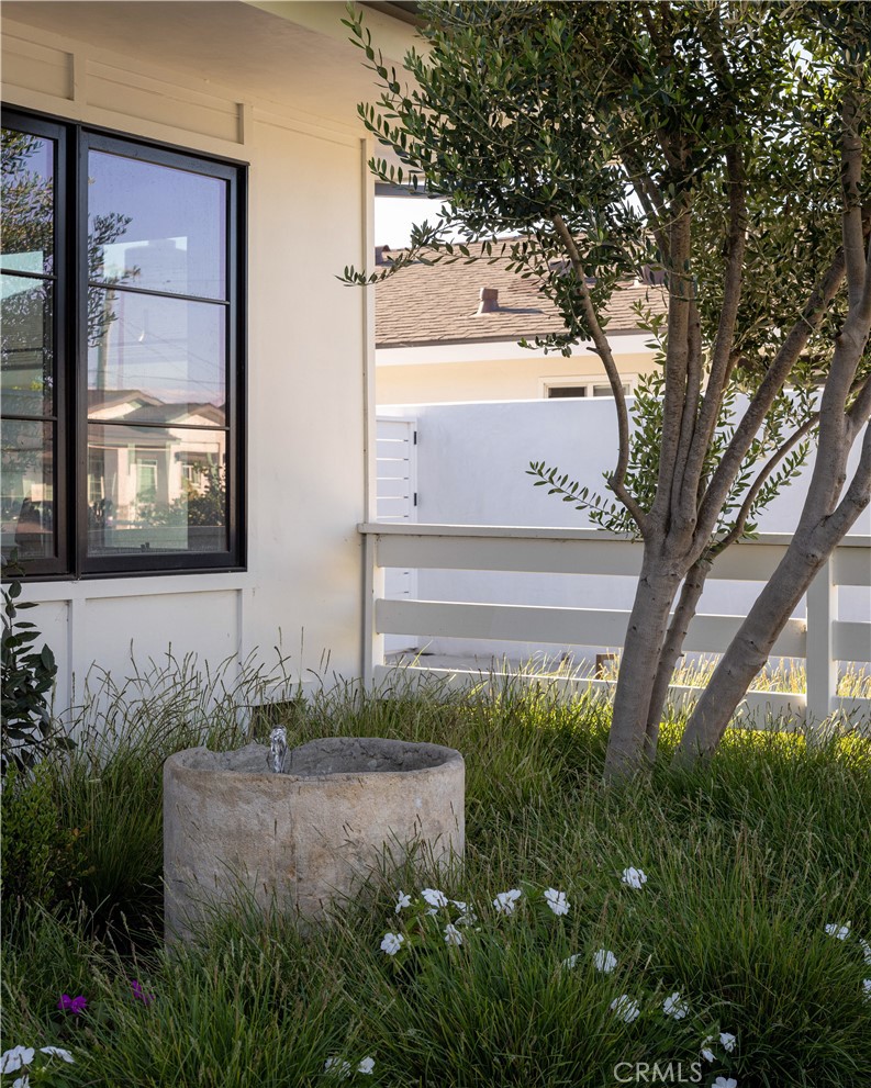 259 E 21st Street, Costa Mesa CA 92627 - photo 3