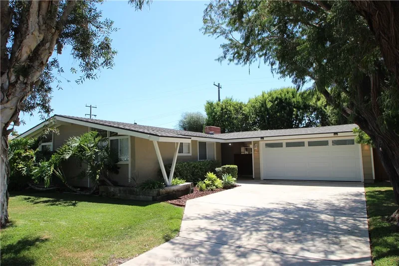 263 Hanover Drive, Costa Mesa, CA 92626