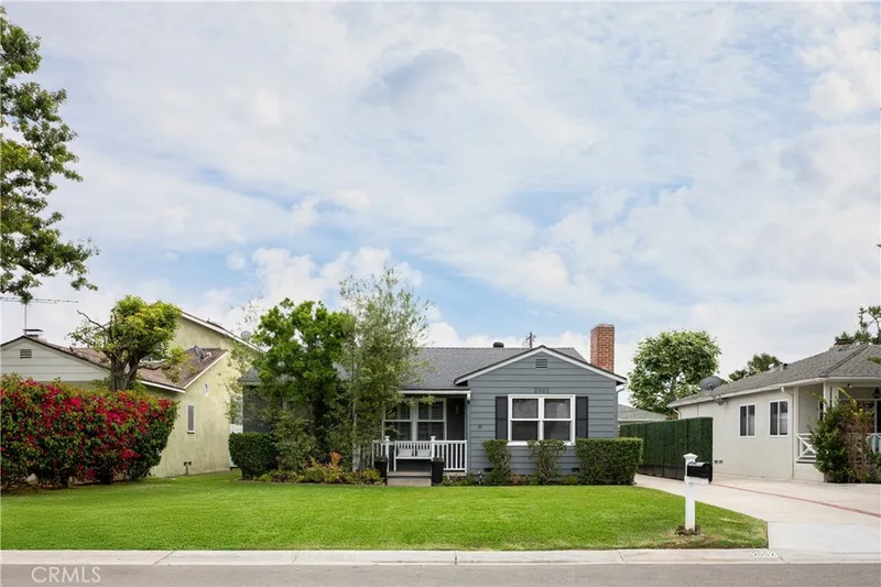 2662 Riverside Drive, Costa Mesa, CA 92627