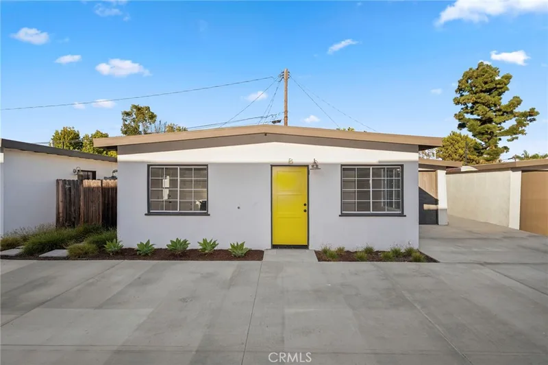 2669 Orange Ave B, Costa Mesa, CA 92627