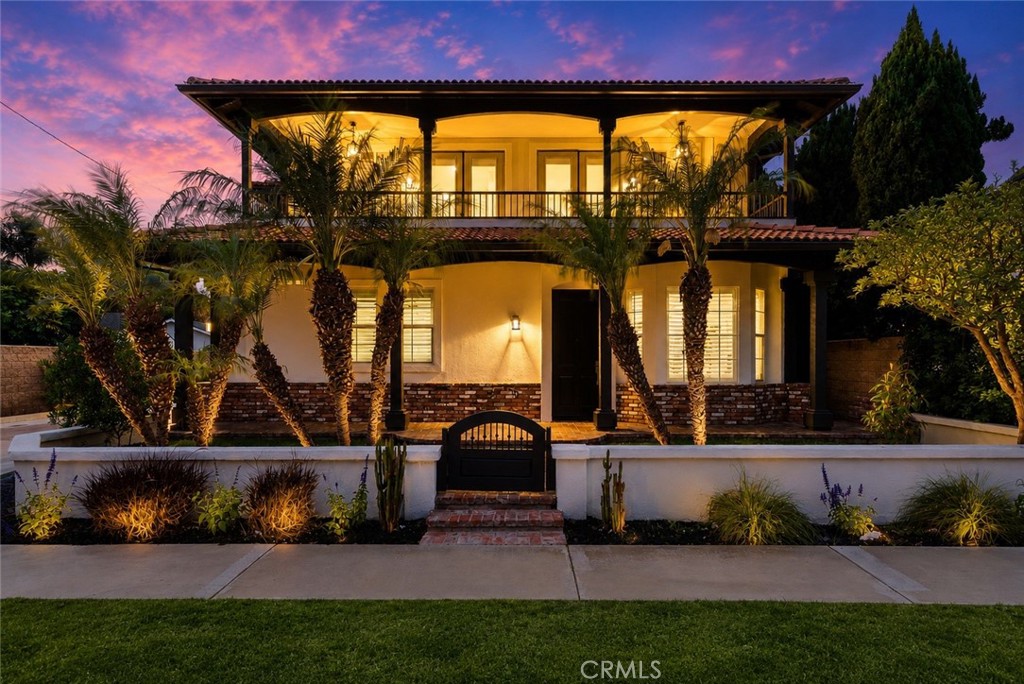 267 Mesa Dr, Costa Mesa CA 92627 - photo 4