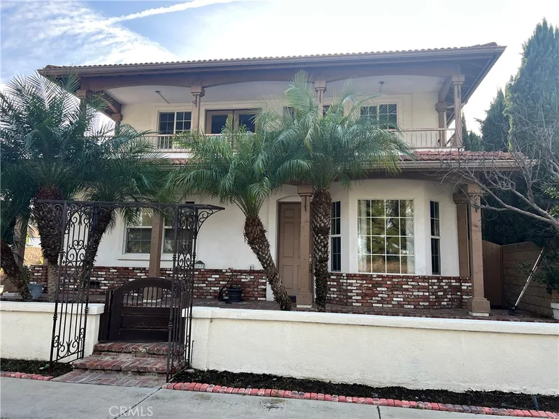 267 MESA Drive, Costa Mesa, CA 92627