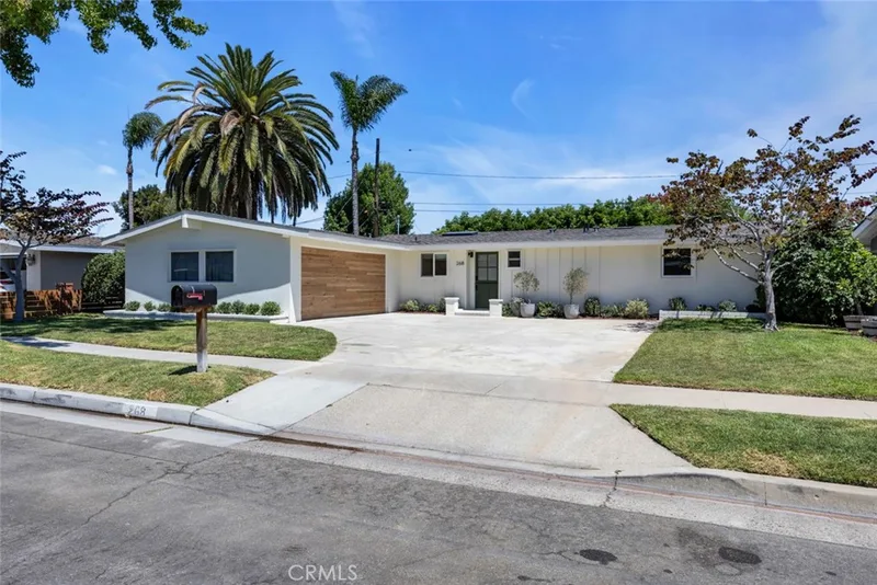 268 E Bay, Costa Mesa