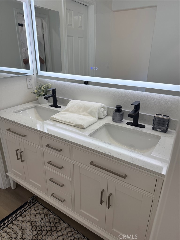 2687 Orange b, Costa Mesa CA 92627 - photo 4