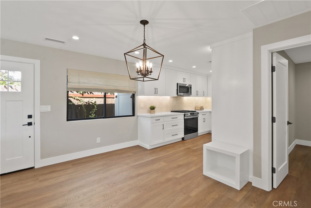 270 Albert B, Costa Mesa CA 92627 - photo 4