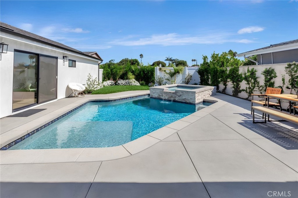 270 Albert B, Costa Mesa CA 92627 - photo 15