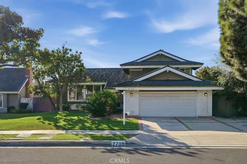 2709 Cardinal, Costa Mesa