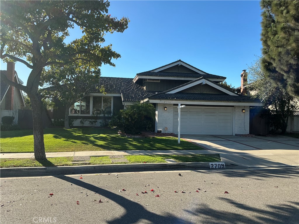 2709 Cardinal, Costa Mesa CA 92626 - photo 2