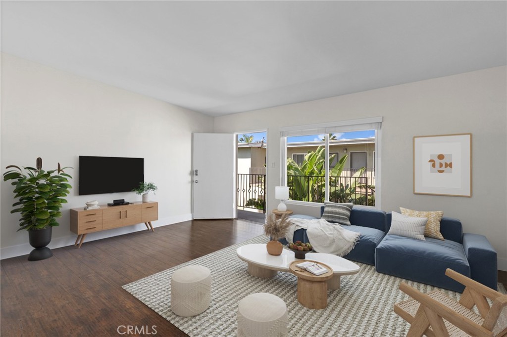 Virtually Staged. - 271 16th Pl D, Costa Mesa CA 92627 - photo 1