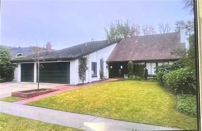2730 Sandpiper Drive, Costa Mesa, CA 92626