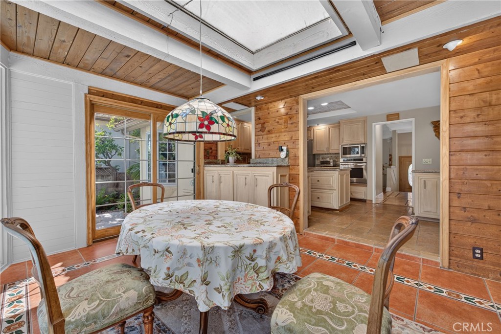Expanded sunroom/breakfast area. - 2740 Cardinal Drive, Costa Mesa CA 92626 - photo 26