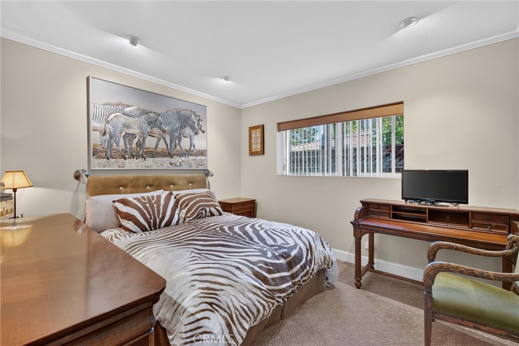 1 bedroom, 1 bathroom downstairs - 2740 Cardinal Drive, Costa Mesa CA 92626 - photo 38