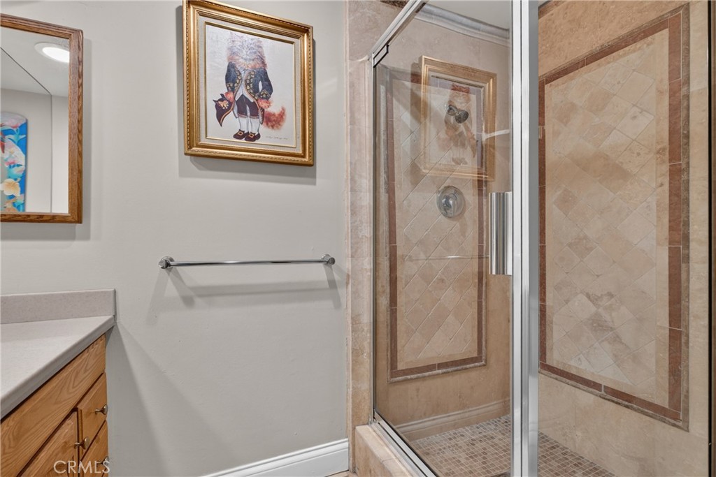 1 bedroom, 1 bathroom downstairs - 2740 Cardinal Drive, Costa Mesa CA 92626 - photo 40