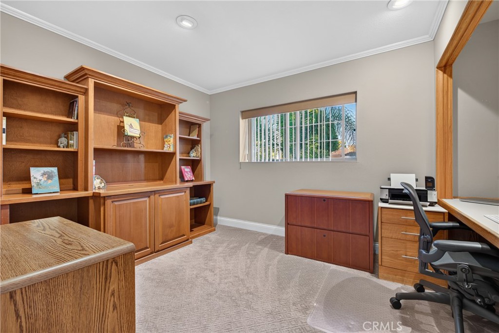 All bedrooms have crown moldings - 2740 Cardinal Drive, Costa Mesa CA 92626 - photo 41
