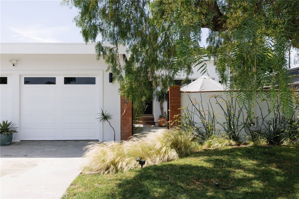 275 Cecil Place, Costa Mesa CA 92627 - photo 1