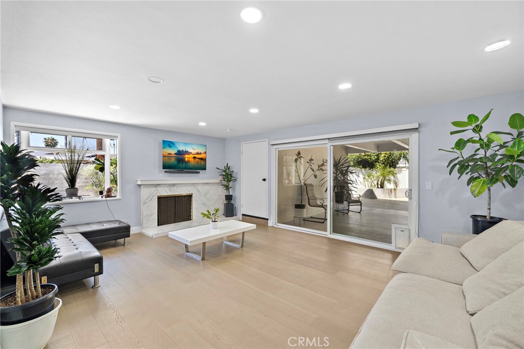 2750 San Carlos, Costa Mesa CA 92626 - photo 8
