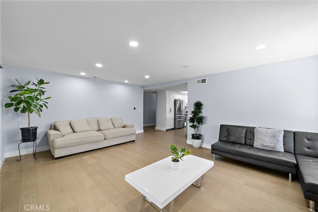 2750 San Carlos, Costa Mesa CA 92626 - photo 10